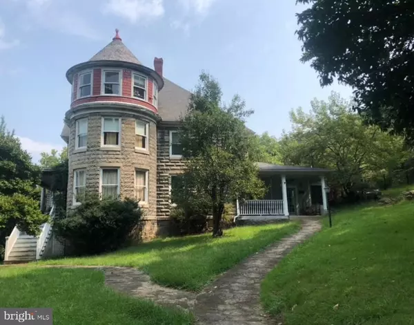 315 CHESTNUT HILL, Keyser, WV 26726