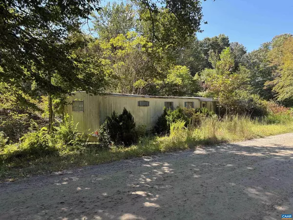 Rochelle, VA 22738,293 ROCHELLE SCHOOL LN #63-39