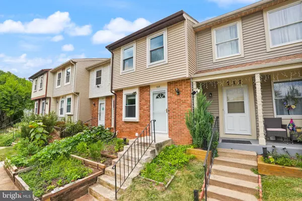 735 BRETHOUR CT #4, Sterling, VA 20164