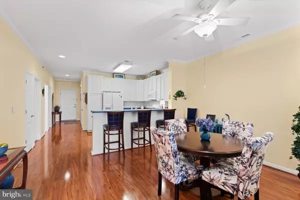 Ocean View, DE 19970,30413 CEDAR NECK RD #309