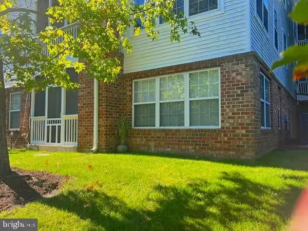 Greenbelt, MD 20770,6510 LAKE PARK DR #T1