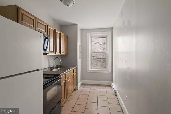 Philadelphia, PA 19142,7016 WOODLAND AVE