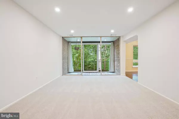 8409-UNIT 102 GREENBELT RD #8409-102, Greenbelt, MD 20770