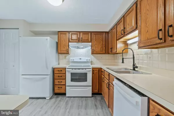 Beltsville, MD 20705,11327 BROKEN BOW CT