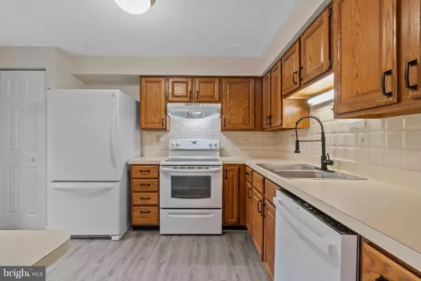 Beltsville, MD 20705,11327 BROKEN BOW CT