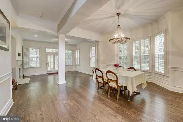 Bethesda, MD 20817,1 TOWN GATE CT