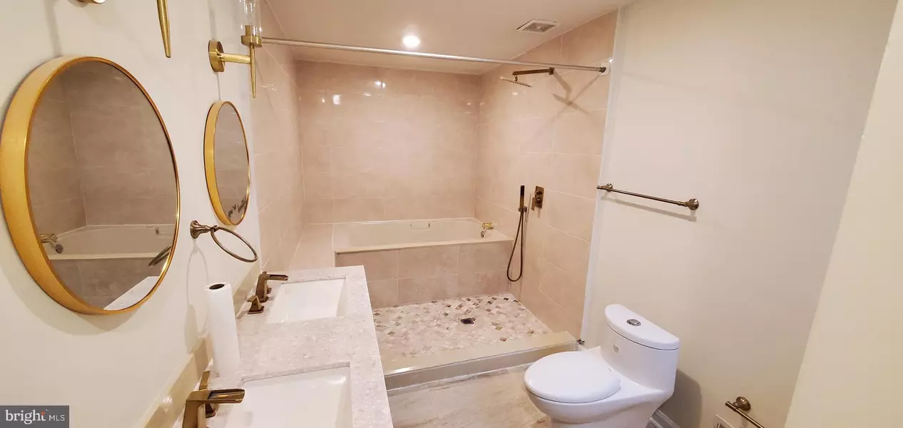 1332 W SILVER ST, Philadelphia, PA 19132