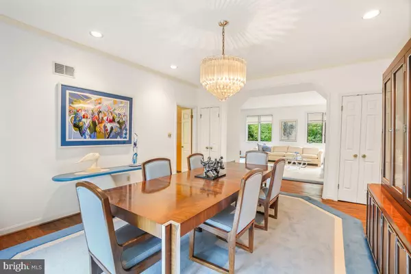 Potomac, MD 20854,11521 TWINING LN