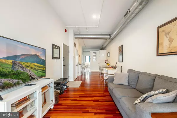 312 MARKET ST #C, Philadelphia, PA 19106