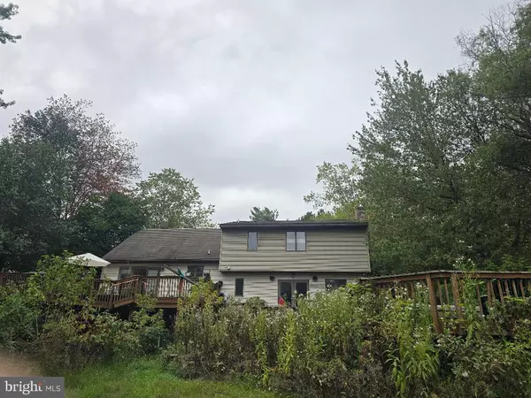 Lehighton, PA 18235,285 PINE COVE CT