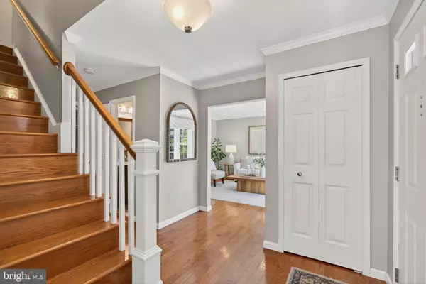 Burke, VA 22015,10114 MARSHALL POND RD