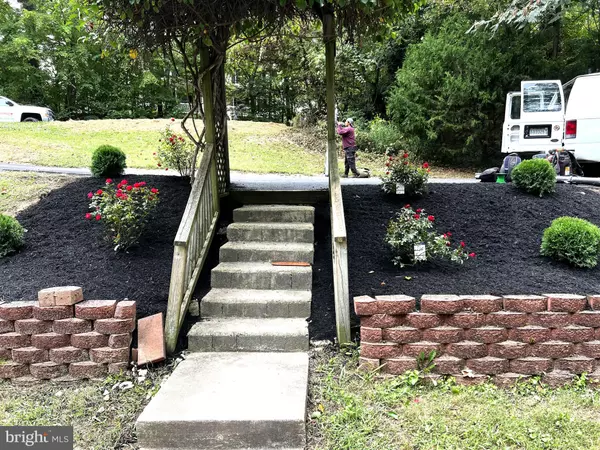 Hollywood, MD 20636,26221 SKYVIEW DR