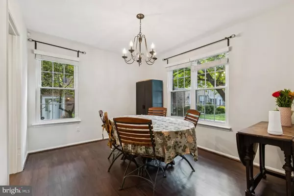 Alexandria, VA 22310,5715 LAWSONS HILL CT
