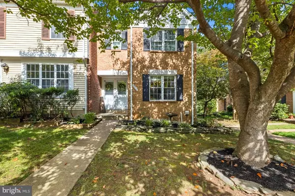 5715 LAWSONS HILL CT, Alexandria, VA 22310