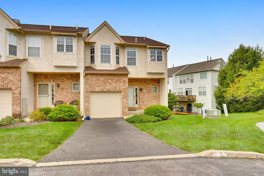 26 CHERRY CT, Lafayette Hill, PA 19444