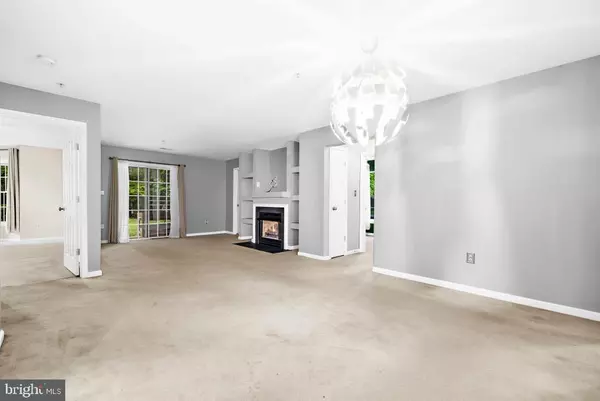 Annapolis, MD 21401,2026 GOV THOMAS BLADEN WAY #102