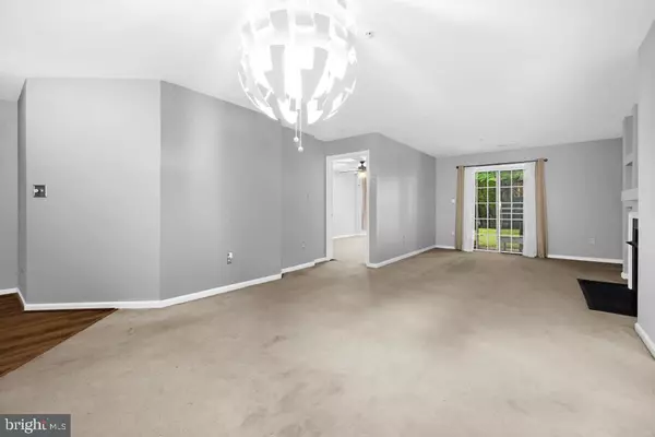 Annapolis, MD 21401,2026 GOV THOMAS BLADEN WAY #102