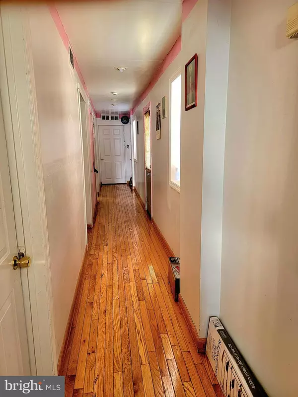 Pennsauken, NJ 08110,243 N 40TH ST