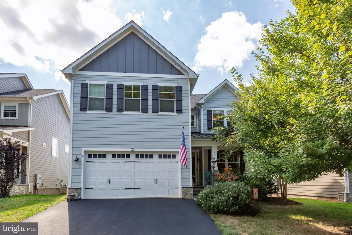 Warrenton, VA 20187,7116 LAKE DR