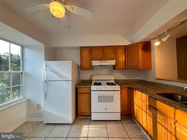 Centreville, VA 20120,14852 BASINGSTOKE LOOP