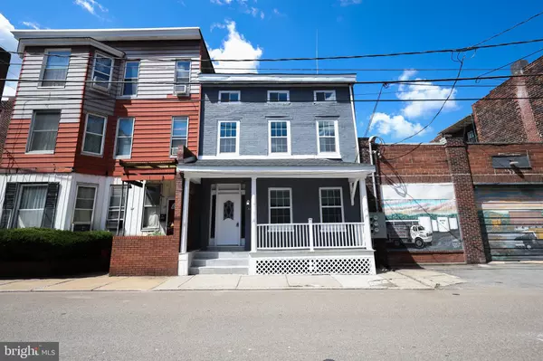 Tamaqua, PA 18252,30 N NESCOPEC ST