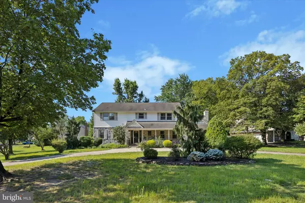 Cinnaminson, NJ 08077,116 WAYNE DR
