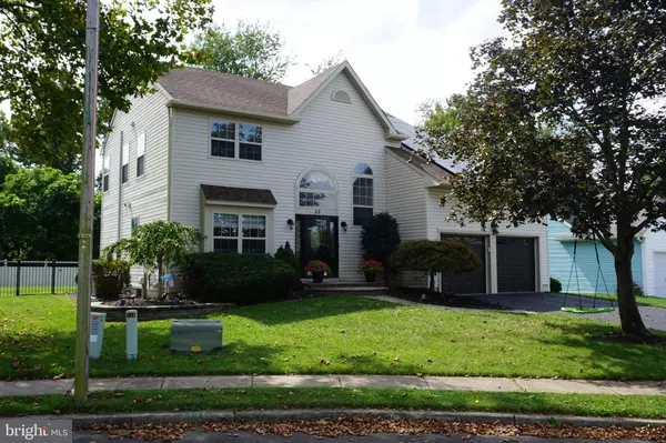 35 BROOK DR, Burlington, NJ 08016