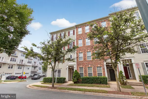 Gaithersburg, MD 20878,23 SWANTON LN #100