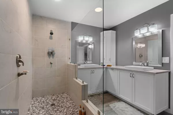 Boston, VA 22713,7817 HAZELAND LN