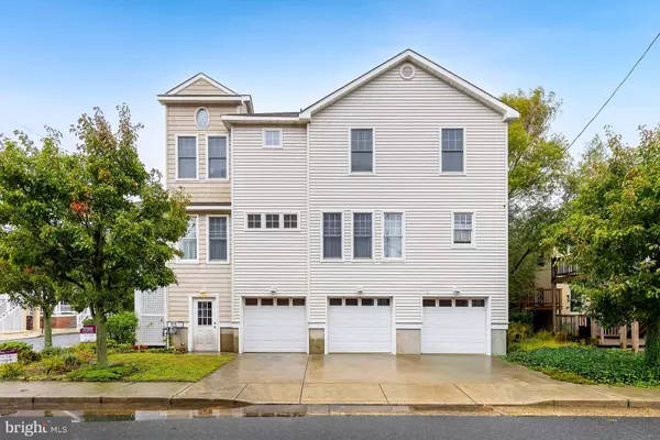 Ventnor City, NJ 08406,3 N VASSAR SQ