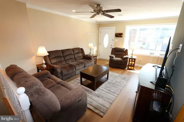 Philadelphia, PA 19154,3242 RHETT RD