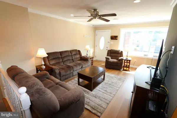 Philadelphia, PA 19154,3242 RHETT RD