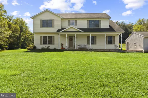 1350 PORTERS RD, Spring Grove, PA 17362