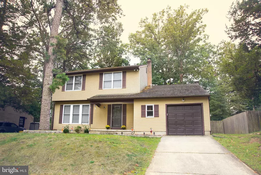 9 PINE GLEN DR, Sicklerville, NJ 08081