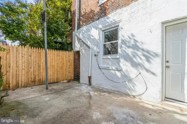 Philadelphia, PA 19146,2040 WEBSTER ST