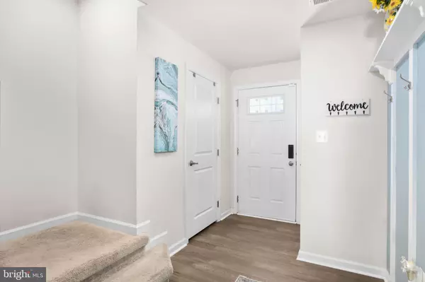 Spotsylvania, VA 22553,8611 UPTON LN