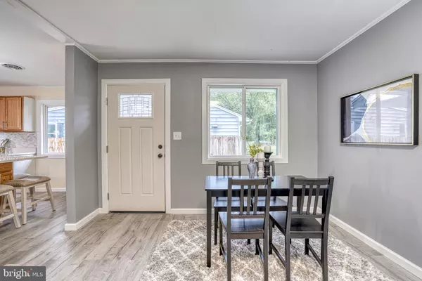 Cambridge, MD 21613,18 OAK ST