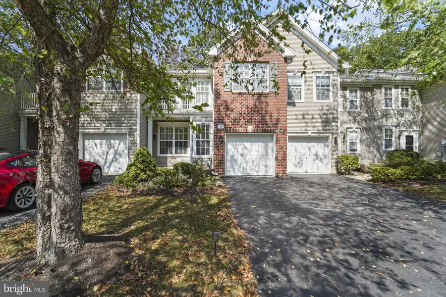 39 NORMANDY DR, Princeton Junction, NJ 08550