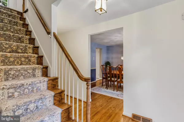 Cherry Hill, NJ 08003,1 PAWTUCKET DR