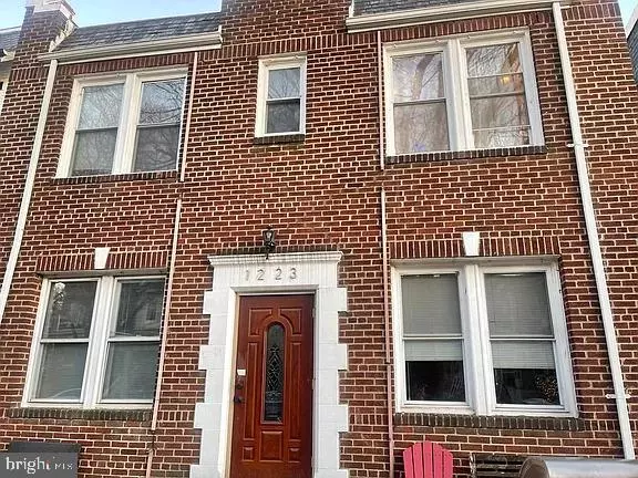 1223 ORREN ST NE #4, Washington, DC 20002