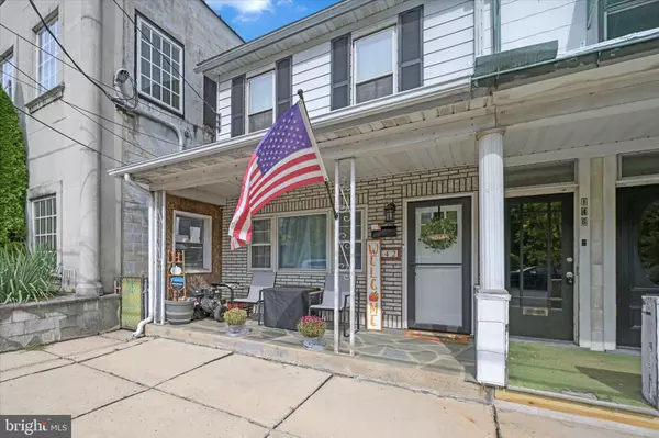 Nesquehoning, PA 18240,142 E CENTER ST