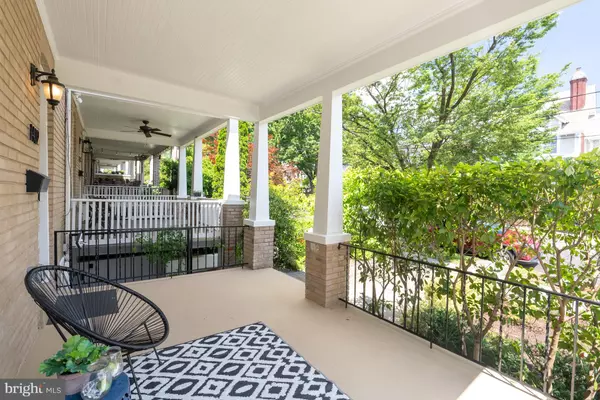 Washington, DC 20011,1402 DECATUR ST NW