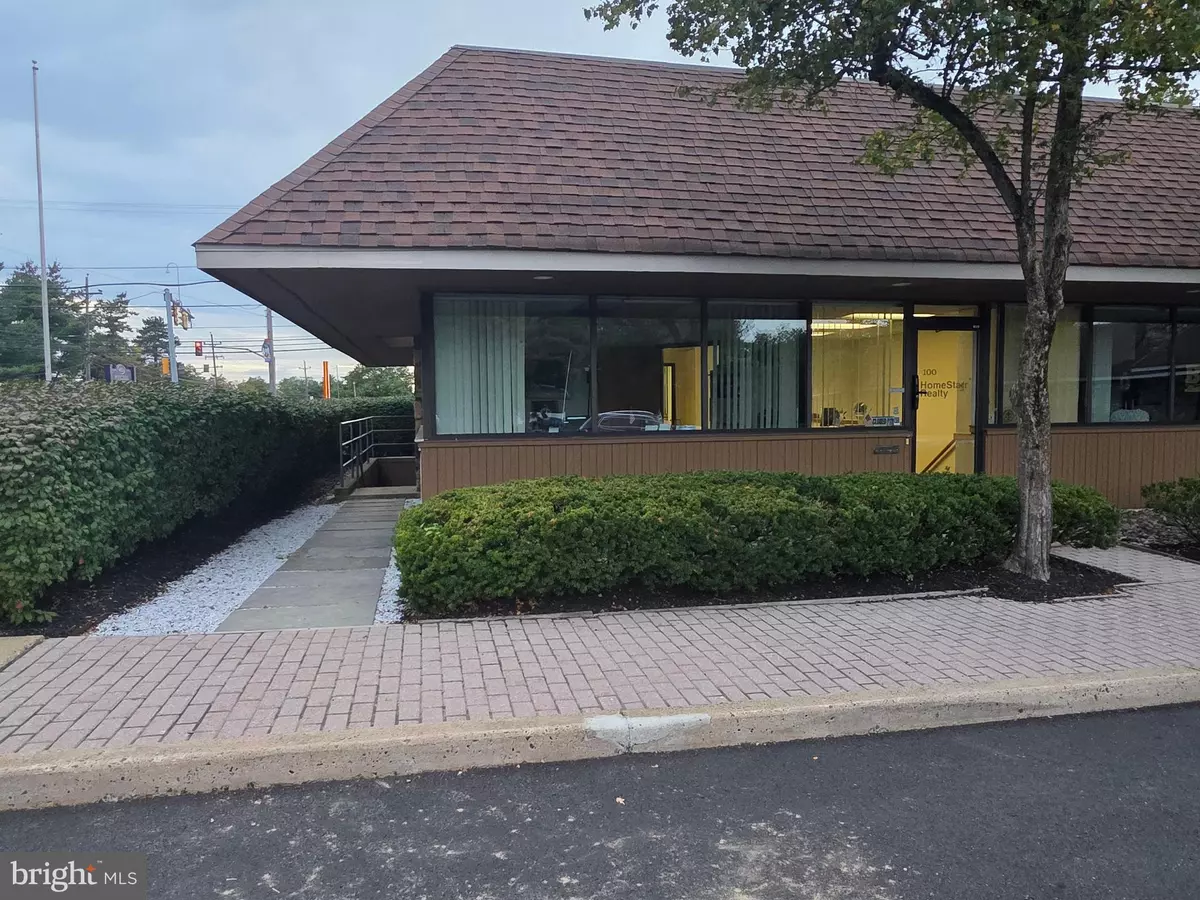 Southampton, PA 18966,283 2ND STREET PIKE #100