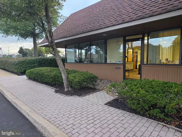 Southampton, PA 18966,283 2ND STREET PIKE