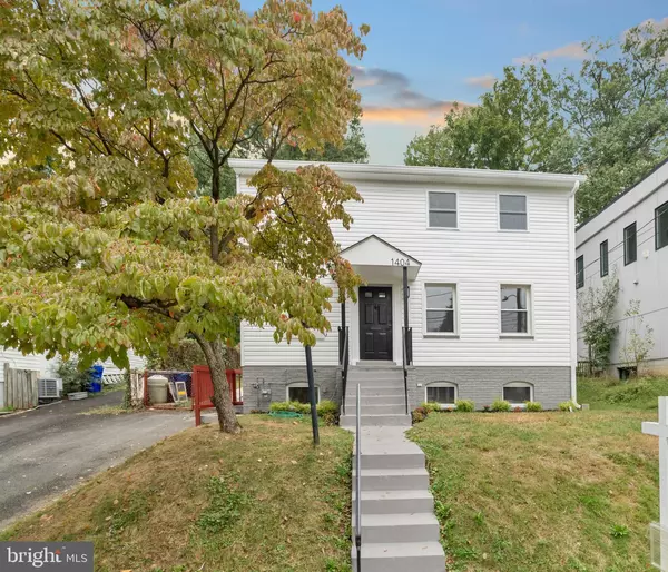 1404 N POWHATAN ST, Arlington, VA 22205