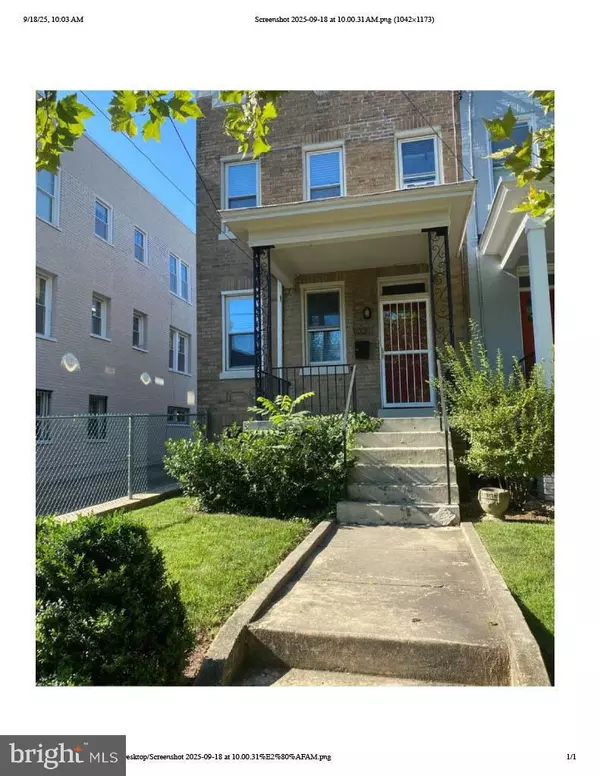 1031 GIRARD ST NE, Washington, DC 20017