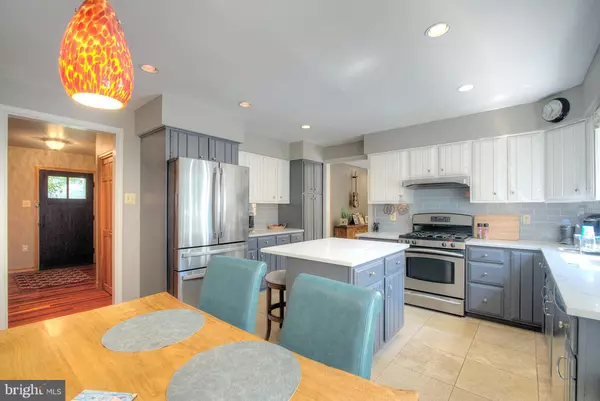 Egg Harbor Township, NJ 08234,312 KNOLLWOOD DR