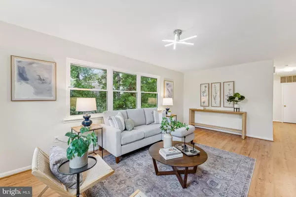 Woodbridge, VA 22192,12802 VALLEYWOOD DR