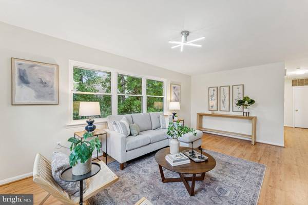 Woodbridge, VA 22192,12802 VALLEYWOOD DR