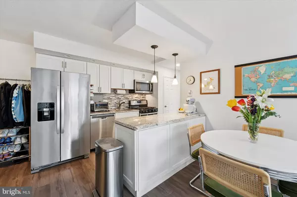 Philadelphia, PA 19103,2101-17 CHESTNUT ST #819